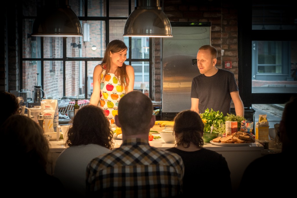 NVS tester: Vegansk kokkekurs med Thomas og Jane